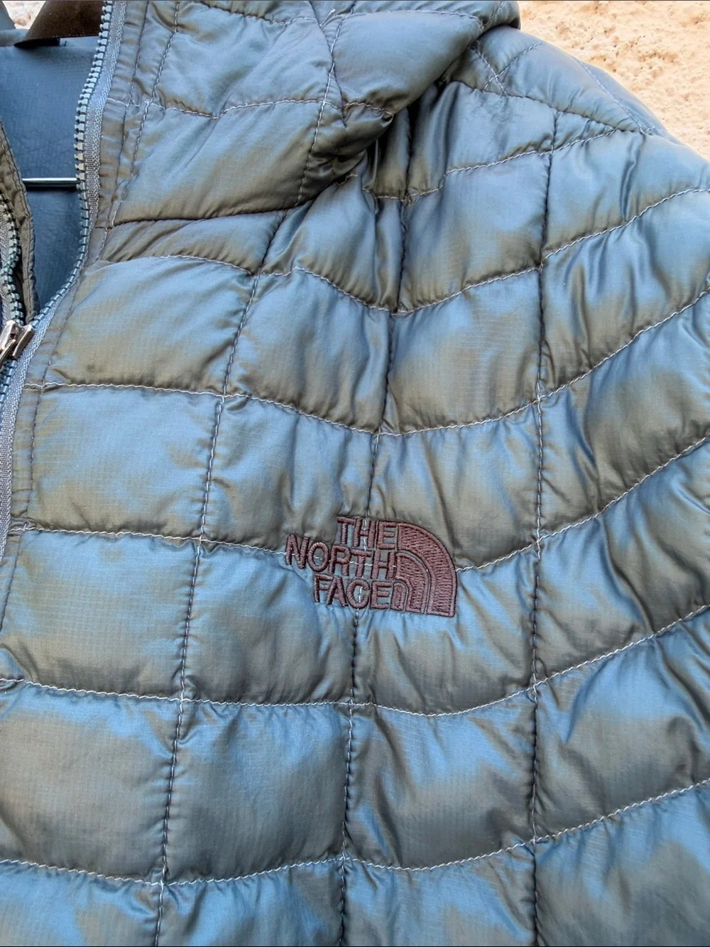 The Northface Men's Thermoball Hooded Jacket Teal Green Size L
